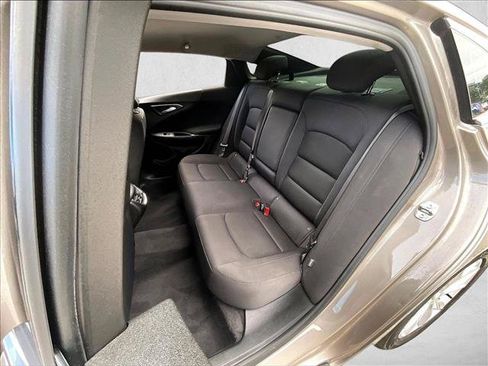 Used 2023 Chevrolet Malibu LT FWD image 27