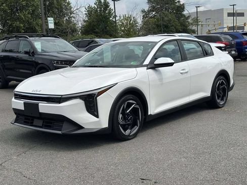 Used 2025 Kia K4 EX FWD image 5