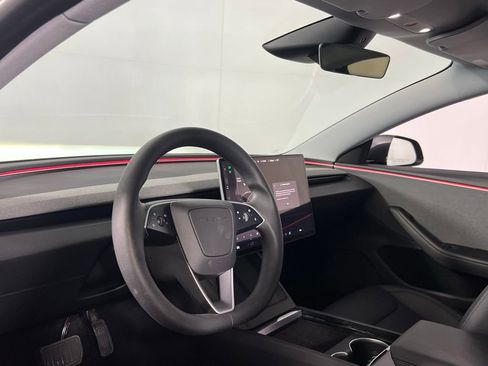 Used 2025 Tesla Model 3 Long Range image 19
