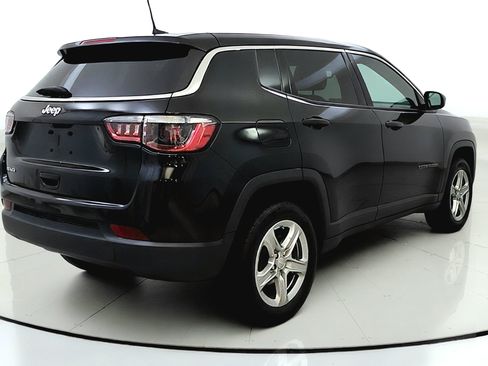 Used 2024 Jeep Compass Sport AWD/4WD image 7