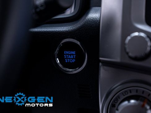 Used 2021 Toyota 4Runner SR5 Premium image 14