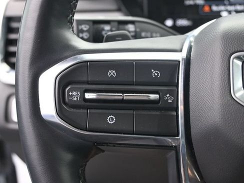 Used 2024 GMC Acadia Elevation FWD image 32