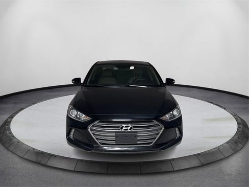 Used 2018 Hyundai Elantra Limited image 2