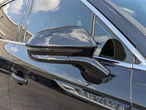 Used 2023 Lincoln Nautilus Black Label w/ Class II Trailer Tow Package image 13