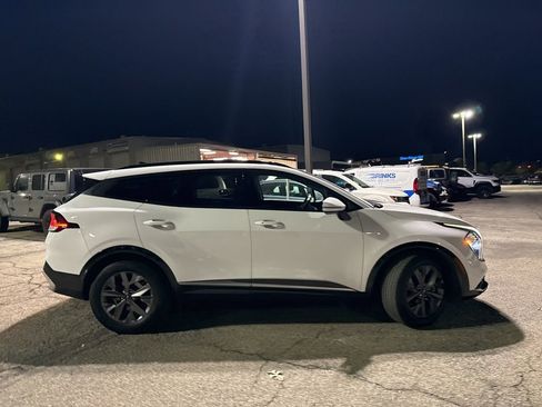 Used 2023 Kia Sportage SX image 37