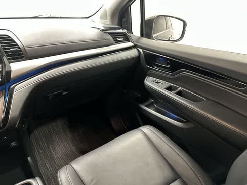 Certified 2023 Honda Odyssey Touring image 13