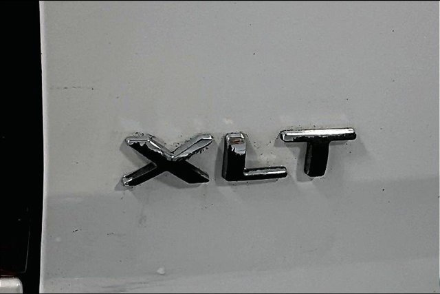 Used 2014 Ford Explorer XLT w/ Equipment Group 202A AWD/4WD image 24