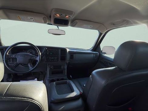 Used 2005 GMC Sierra 1500 SLT w/ Light Duty Power Package image 23