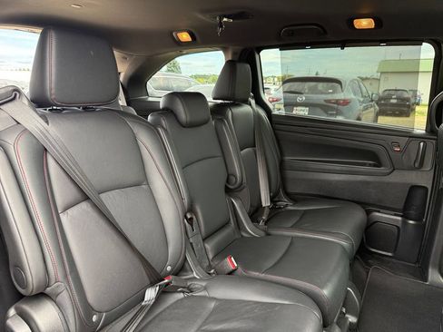 Used 2025 Honda Odyssey Sport-L image 37