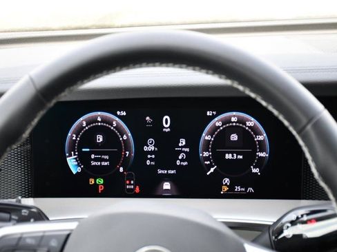 New 2026 Volkswagen Tiguan SE AWD/4WD image 22