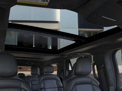 New 2025 Lincoln Navigator Black Label image 22