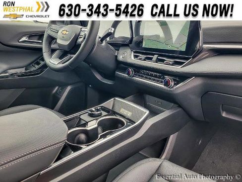 New 2026 Chevrolet Equinox LT w/ Convenience Package II image 17