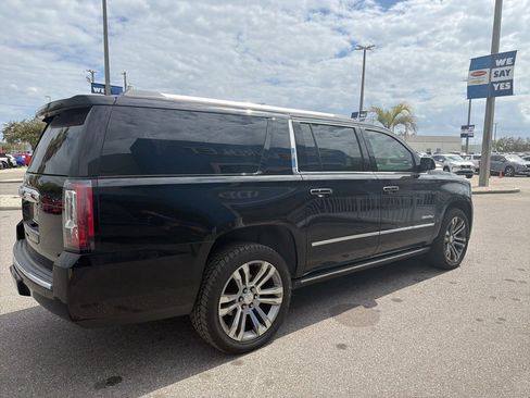 Used 2018 GMC Yukon XL Denali w/ Enhanced Security Package image 7