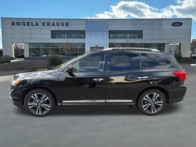 Used 2019 Nissan Pathfinder Platinum AWD/4WD image 4