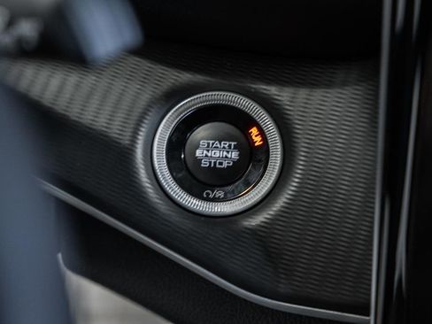 New 2025 Jeep Grand Cherokee Altitude image 25