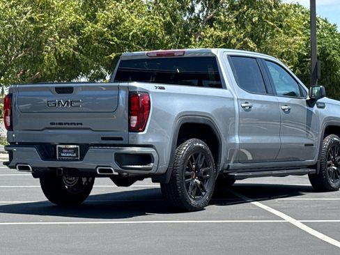 New 2026 GMC Sierra 1500 Elevation w/ LPO, Elevation Black Package AWD/4WD image 5