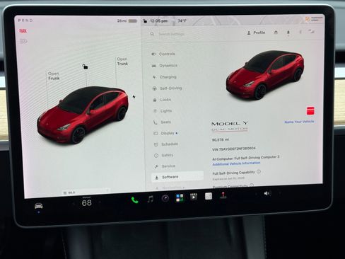 Used 2022 Tesla Model Y Performance AWD/4WD image 29