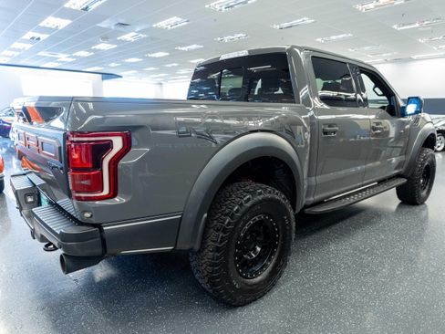 Used 2020 Ford F150 Raptor w/ Equipment Group 802A Luxury AWD/4WD image 5