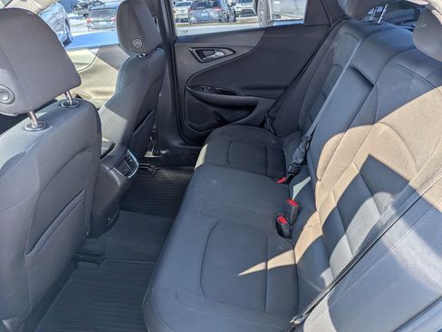 Used 2017 Chevrolet Malibu LT image 13