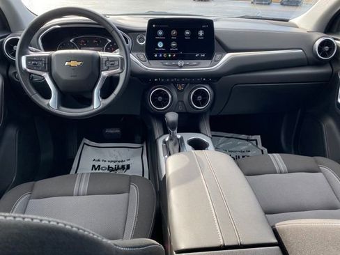 Certified 2025 Chevrolet Blazer LT image 5