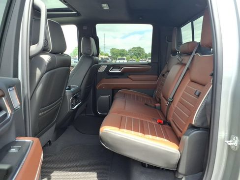 New 2026 GMC Sierra 2500 Denali Ultimate w/ Max Trailering Package AWD/4WD image 15