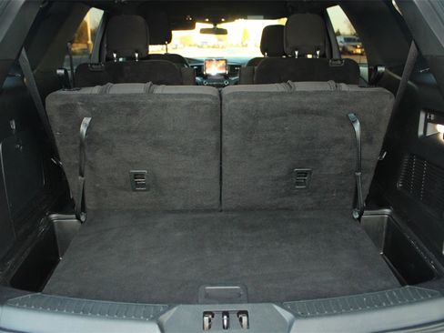 Used 2020 Ford Explorer XLT w/ Comfort Package image 35