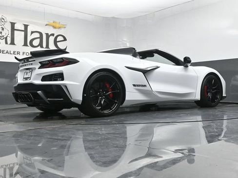 Used 2027 Chevrolet Corvette Grand Sport w/ Stealth Interior Trim Package RWD image 33