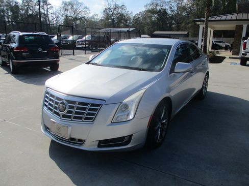 Used 2014 Cadillac XTS image 6