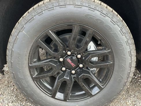 New 2026 GMC Sierra 1500 Elevation w/ Elevation Select Package image 32