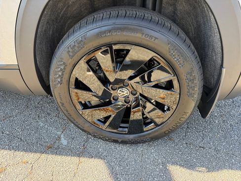 New 2026 Volkswagen Atlas SE image 22