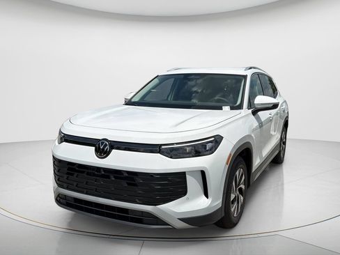 New 2026 Volkswagen Tiguan S FWD image 1