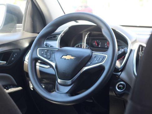 Used 2018 Chevrolet Equinox LS AWD/4WD image 14