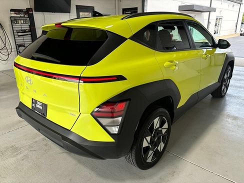 Used 2024 Hyundai Kona SEL AWD/4WD image 4