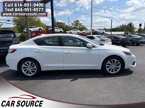 Used 2018 Acura ILX FWD image 4