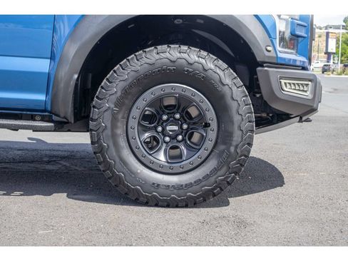 Used 2019 Ford F150 Raptor w/ Equipment Group 802A Luxury AWD/4WD image 9