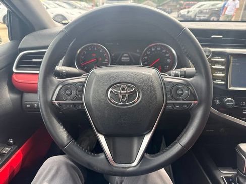 Used 2018 Toyota Camry XSE FWD image 24