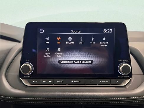 Used 2025 Nissan Rogue SV FWD image 23