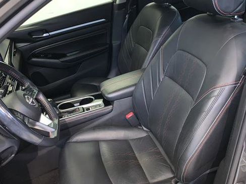 Used 2023 Nissan Altima 2.5 SR w/ SR Premium Package AWD/4WD image 19