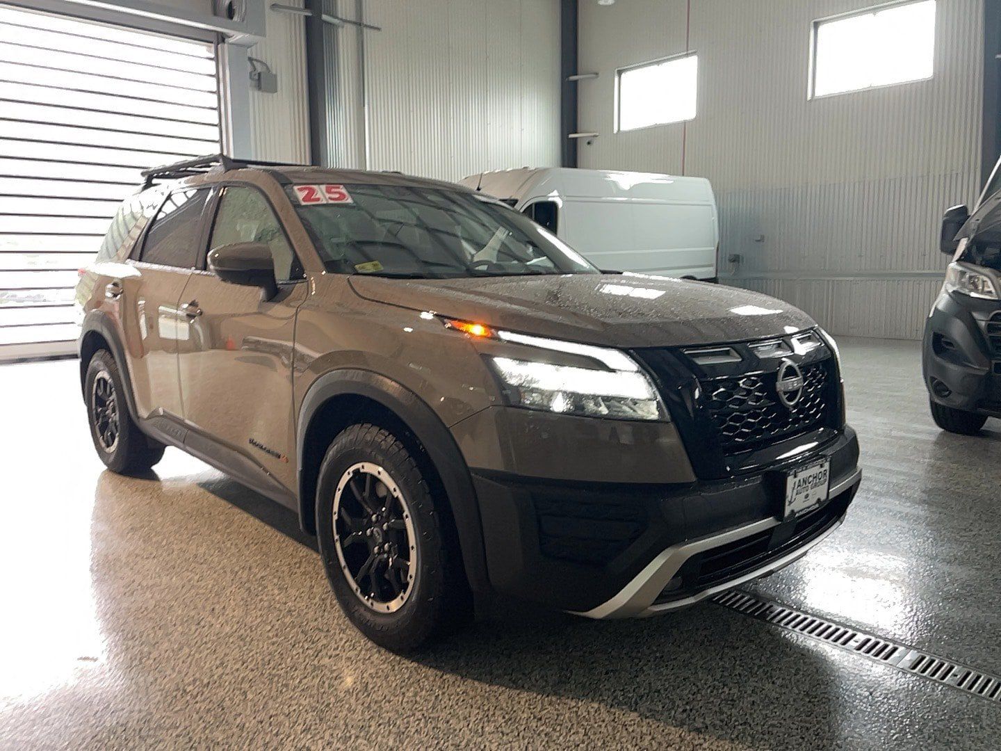 Used 2025 Nissan Pathfinder Rock Creek AWD/4WD image 1