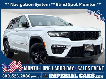 Used 2023 Jeep Grand Cherokee Limited w/ Black Appearance Package