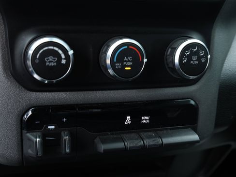 Used 2024 RAM 2500 Tradesman image 9