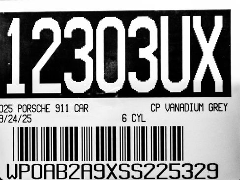 Used 2025 Porsche 911 Carrera 4 GTS image 35
