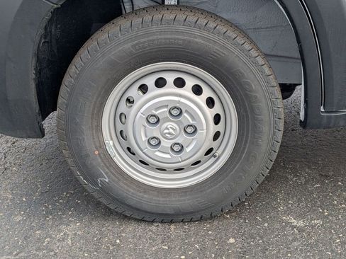 Used 2024 RAM ProMaster 2500 image 10