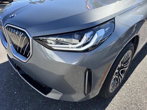 Used 2025 BMW X3 xDrive30i w/ Convenience Package image 9