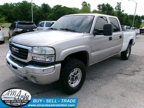 Used 2007 GMC Sierra 2500 SLT AWD/4WD image 1