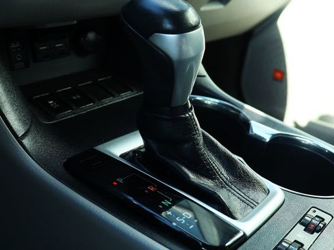 Used 2019 Toyota Highlander Limited image 56