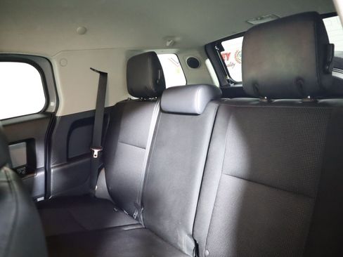 Used 2014 Toyota FJ Cruiser 4WD w/ Upgrade Package image 40