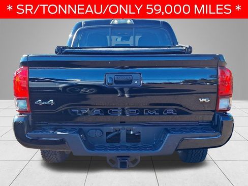 Used 2019 Toyota Tacoma 4x4 Double Cab image 5