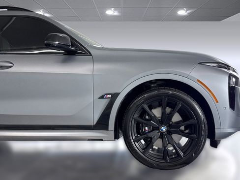 Used 2026 BMW X7 M60i AWD/4WD image 37