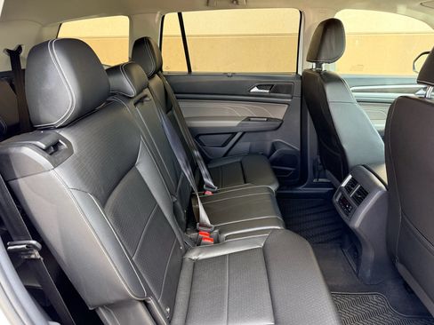 Used 2022 Volkswagen Atlas SE FWD image 15